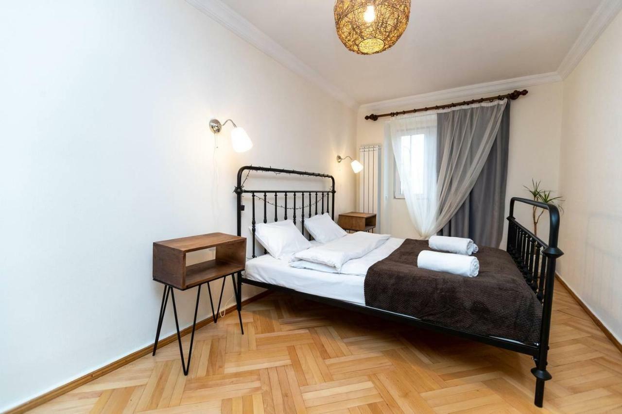 Wehost Cosy Apartment تبليسي المظهر الخارجي الصورة