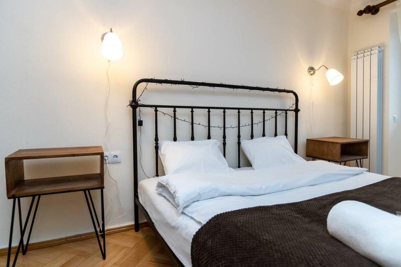 Wehost Cosy Apartment تبليسي المظهر الخارجي الصورة